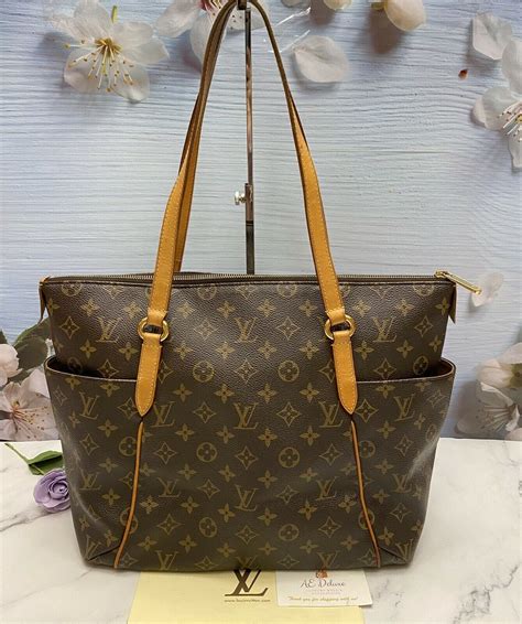 louis vuitton monogram totally mm